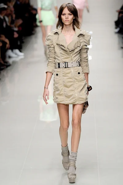 Look 5